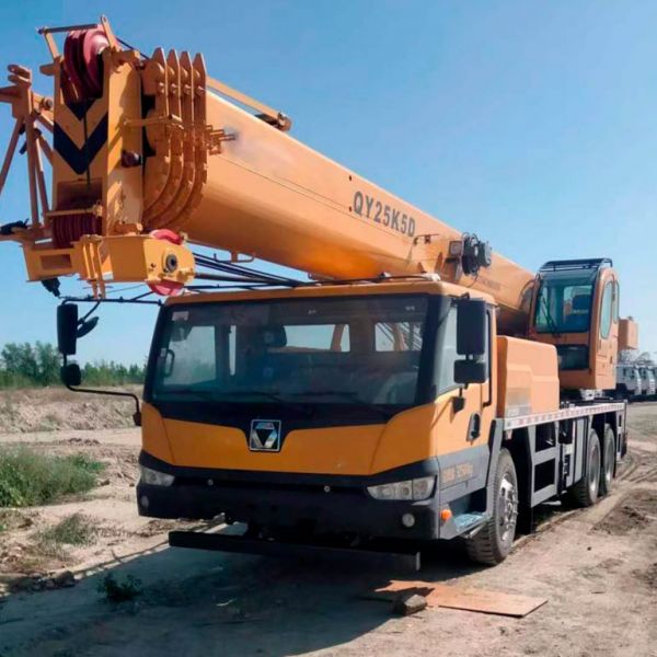 Автокран XCMG QY25K5D
