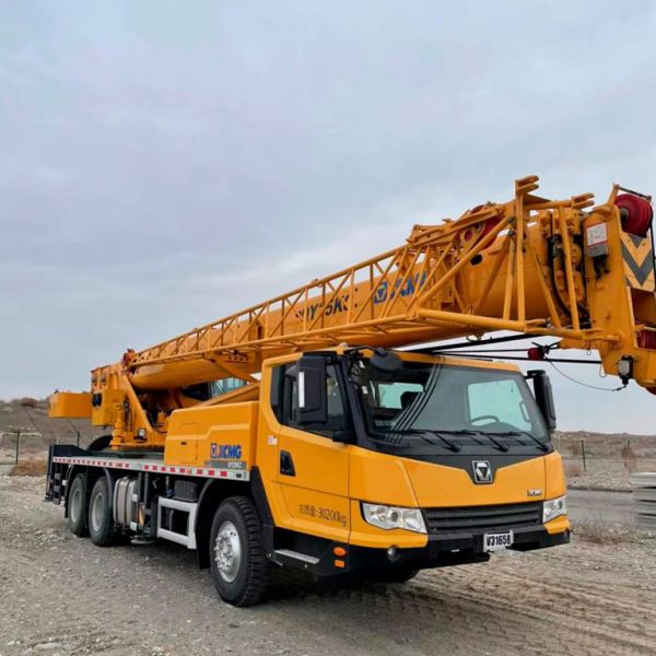 Автокран XCMG QY25KC