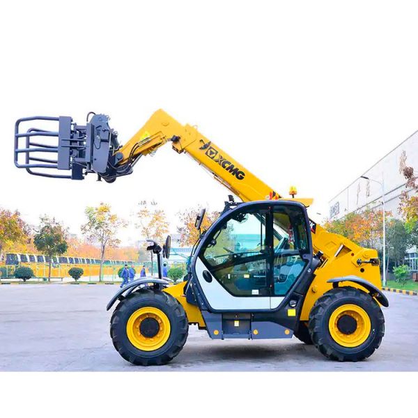 Телескопічний навантажувач XCMG XC6-4517K